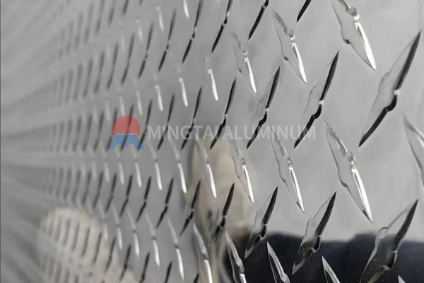 cold storage diamond plate