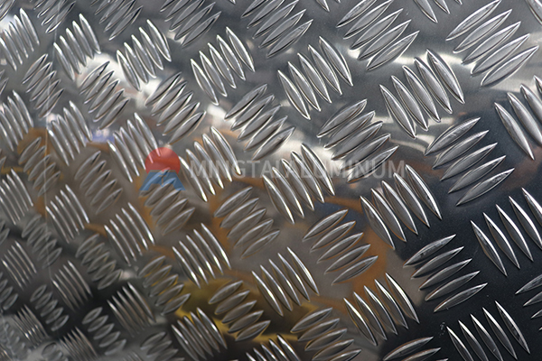 aluminum tread plate for marine stair