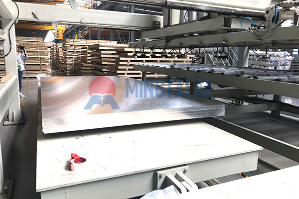 laser cutting aluminum sheet